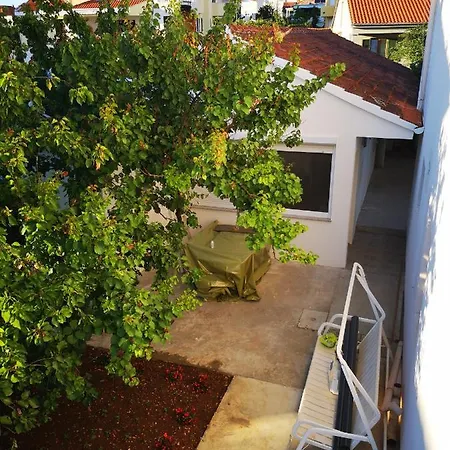 Apartman Josica Zára